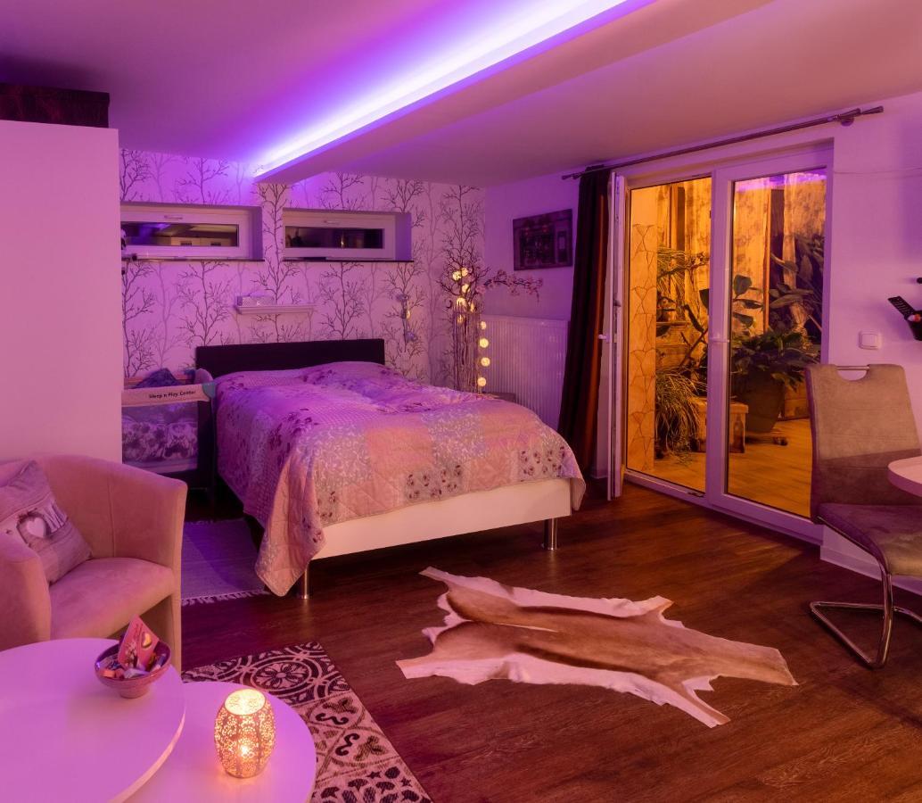 Unser Studio-Apartment "Wohlfuehloase" Oranienburg Buitenkant foto